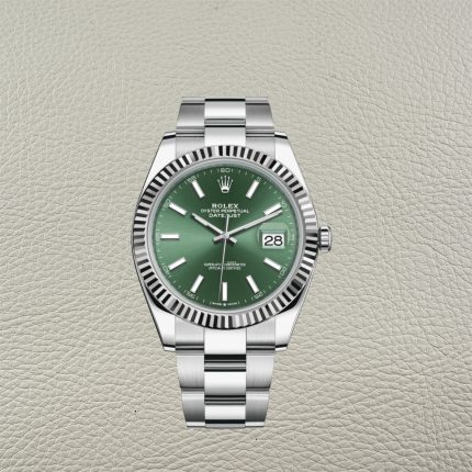 The Best Replica Rolex DateJust 41mm 904L Oystersteel 126334-0027 Super Clone 3235 Movement White Gold Wrap Fluted Bezel Green Dial Oyster three-piece links Waterproof Clean factory Made